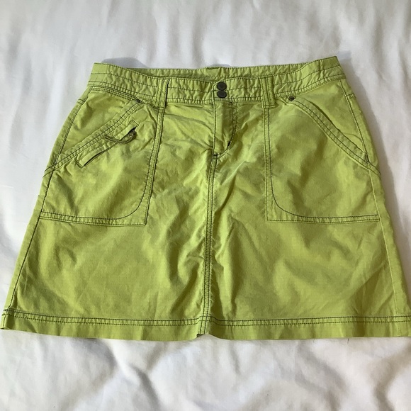 Title Nine Chartreuse Skirt Sporty Casual Women’s 10 Style #TN-190923 - Picture 1 of 9